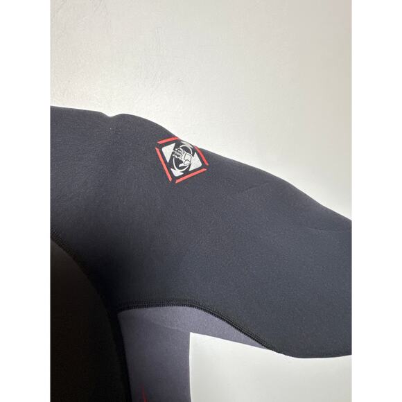 Bodyglove Men's Size Small Grey Black Neoprene One Piece Swimsuit Wetsuit - Picture 9 of 13